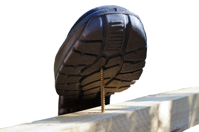 safety shoe, osh, screw, risk of accident, safety at work, risk of injury, security, dangerous, danger, shoe, isolated, cut out, safety shoe, safety shoe, safety shoe, safety shoe, safety shoe